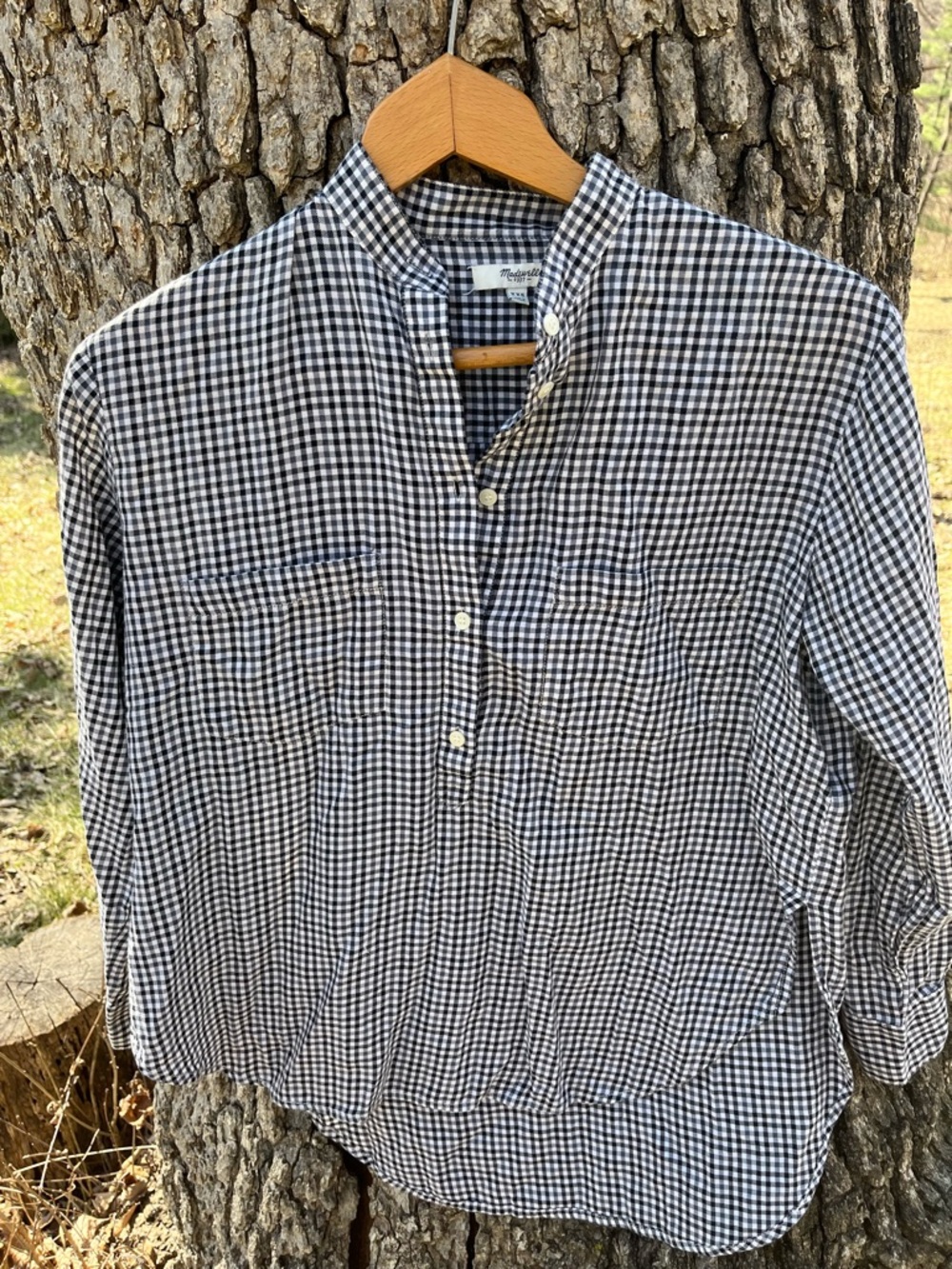 ⭐️Madewell Gingham Henley Blouse in size XXS